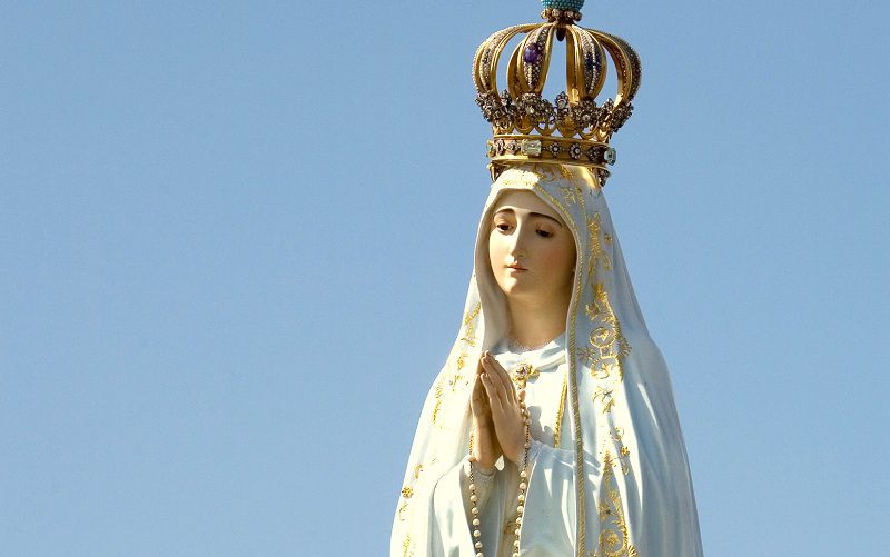 Tượng Đức Mẹ Fatima Đại Diện Cho Hòa Bình